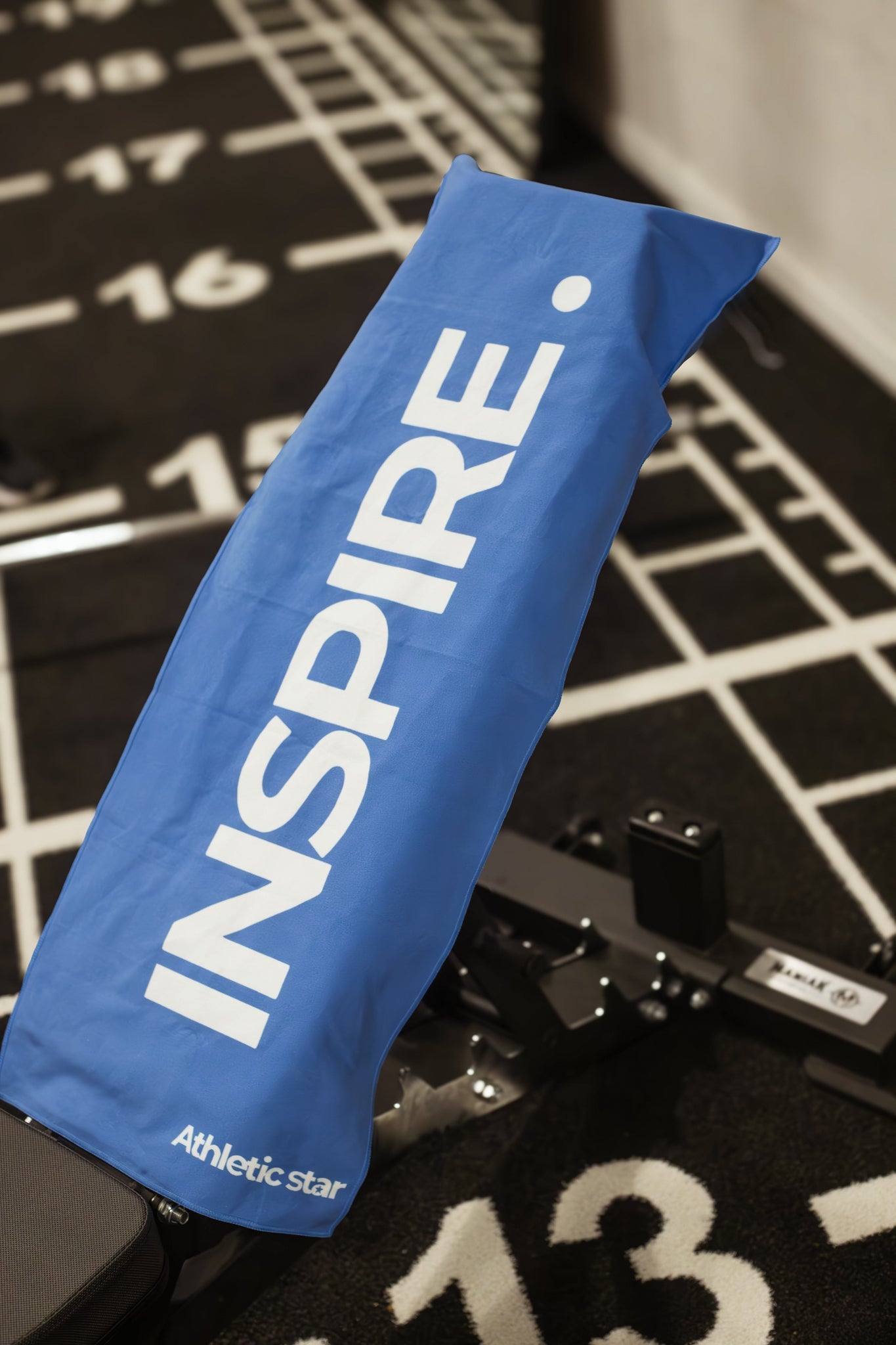 Toalla de Microfibra Para Gym con Bolsillo | Inspire Collection (B2B)