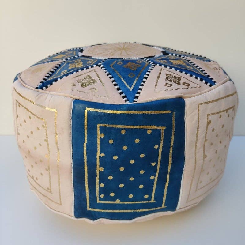 Puff de colores pequeño