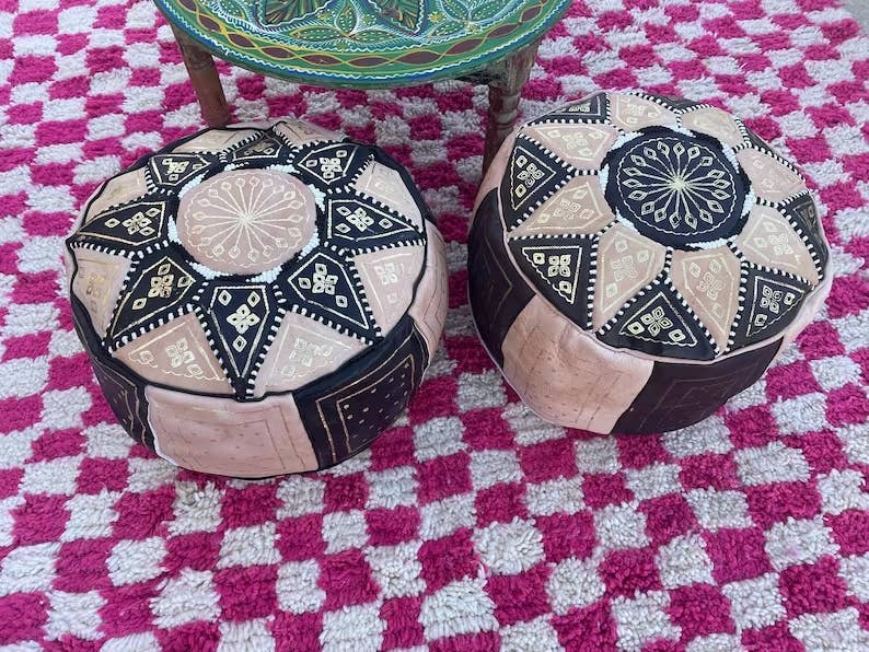 Puff de colores pequeño